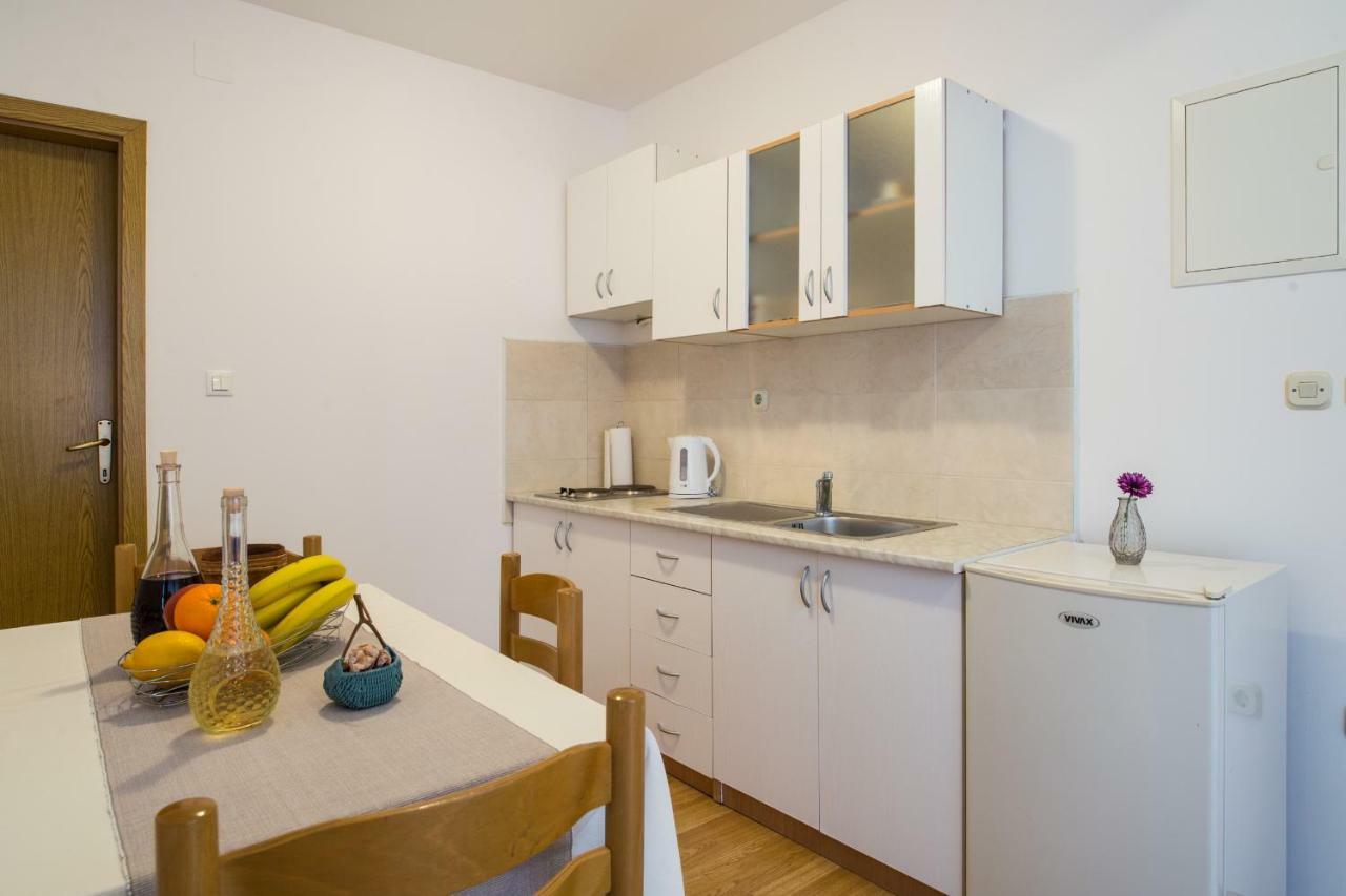 Apartments Barbir Ploce  Eksteriør bilde